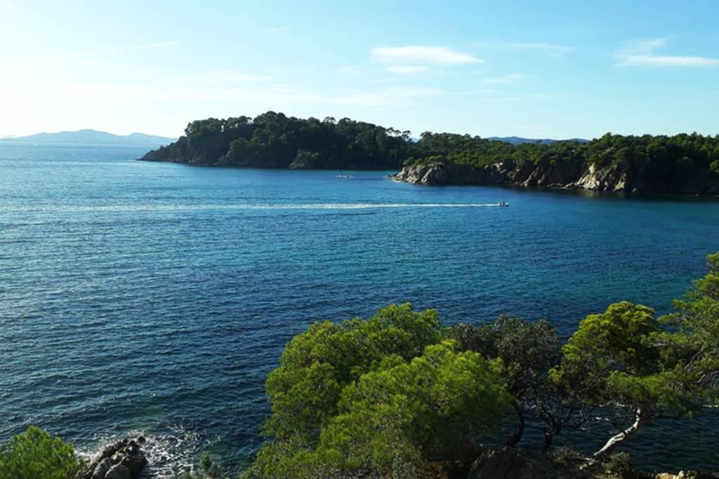 T2 Clim Parking, Entre Nature Et Plage Hyeres Exterior photo